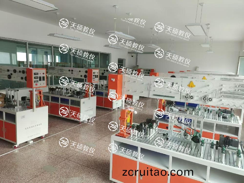 烏魯木(mu)齊(qi)技(ji)師(shi)學院 電(dian)氣(qi)工(gong)程(cheng)及(ji)機電(dian)裝調(diao)實訓(xun)室設備(bei)採購(gou)項目  順利(li)安裝(zhuang)、調(diao)試(shi)、培(pei)訓、驗(yan)收(shou)通過(guo)！